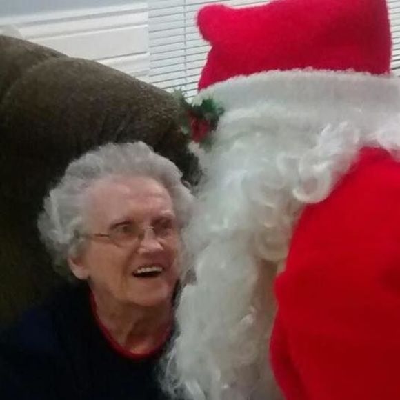 Meet your Posher, Karen - Picture 2 of 2